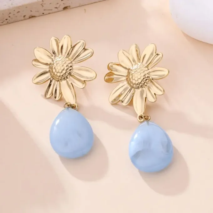 BOUCLES D'OREILLES