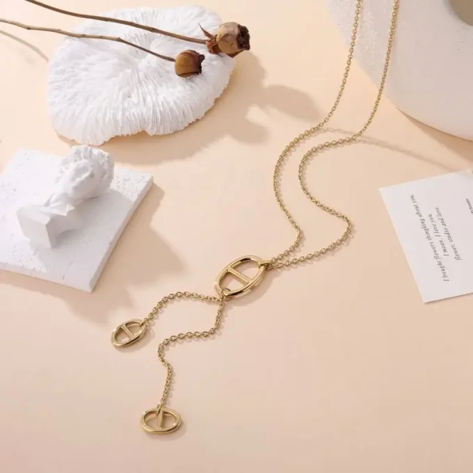 COLLIER