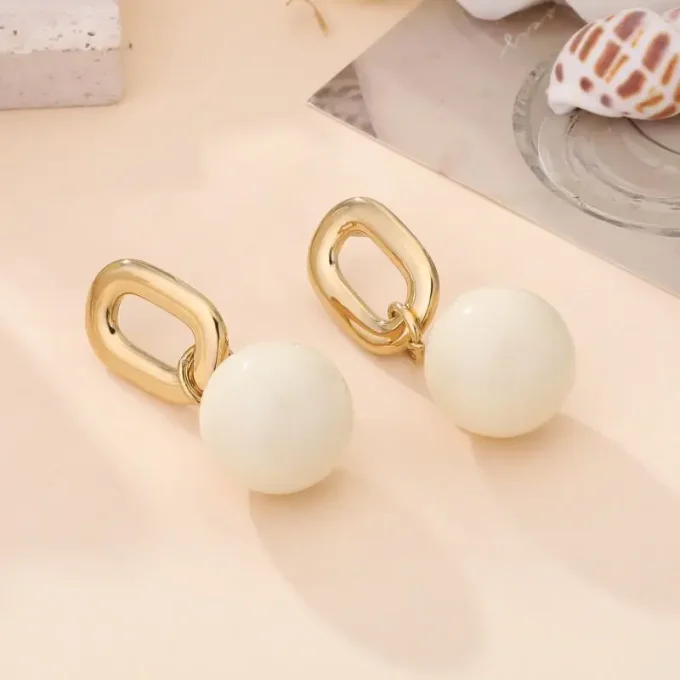 BOUCLES D'OREILLES
