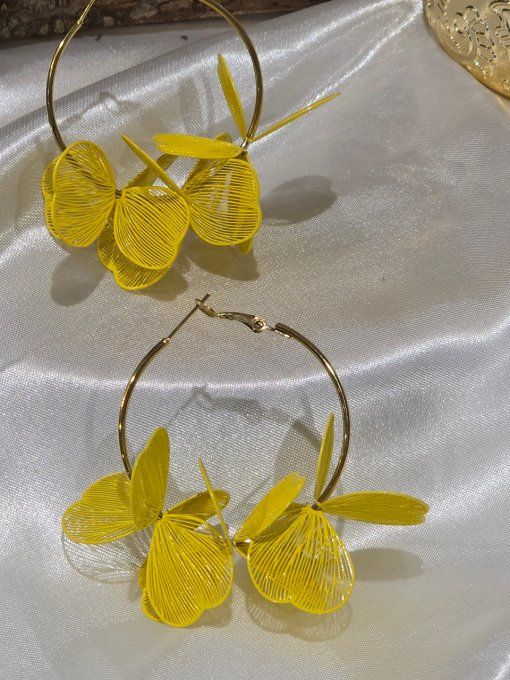 BOUCLES D'OREILLES