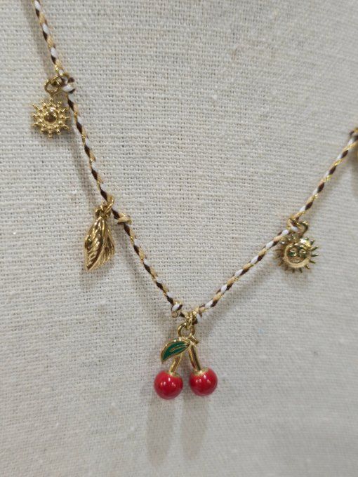 COLLIER