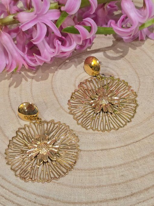 BOUCLES D'OREILLES