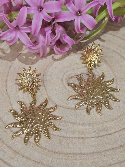 BOUCLES D'OREILLES