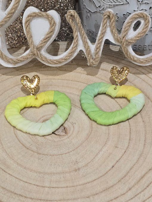BOUCLES D'OREILLES