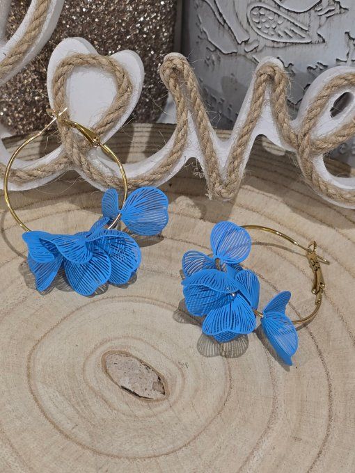 BOUCLES D'OREILLES