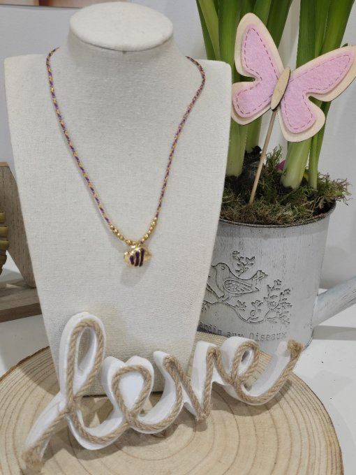 COLLIER