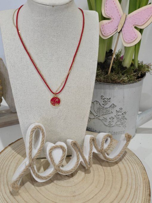 COLLIER