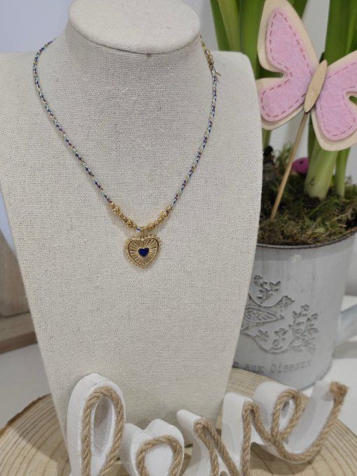 COLLIER