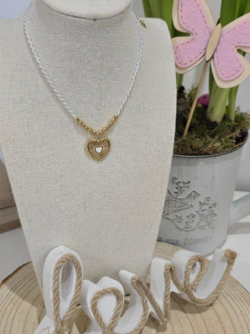 COLLIER