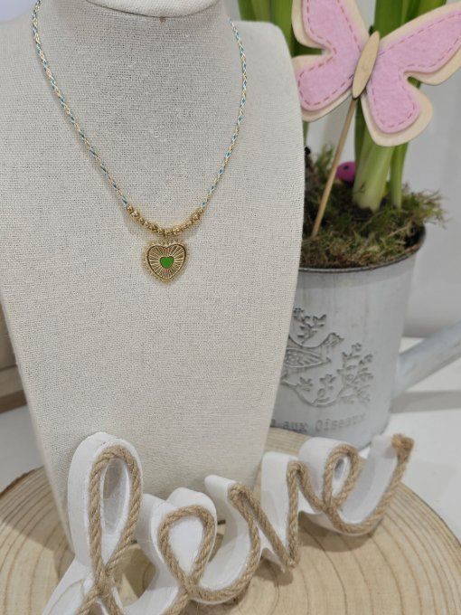 COLLIER