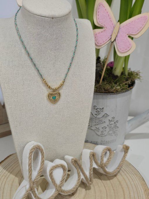 COLLIER