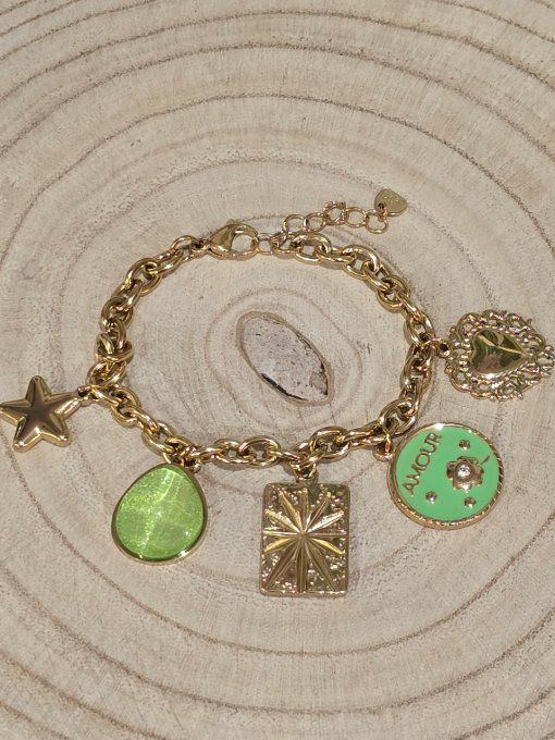 BRACELET