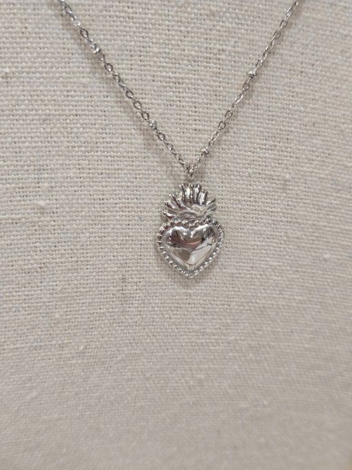 COLLIER