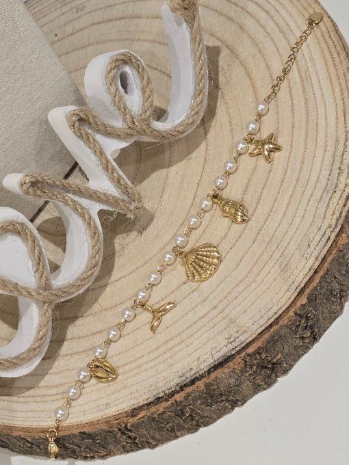 BRACELET