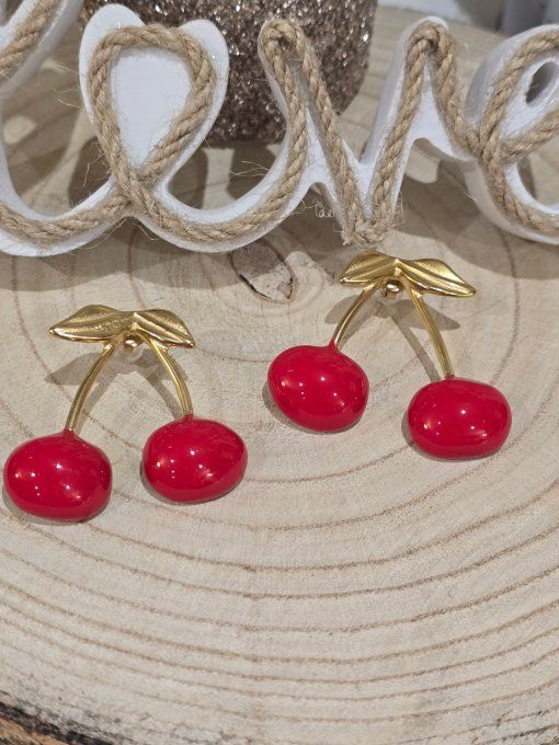 BOUCLES D'OREILLES
