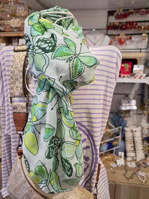 FOULARD