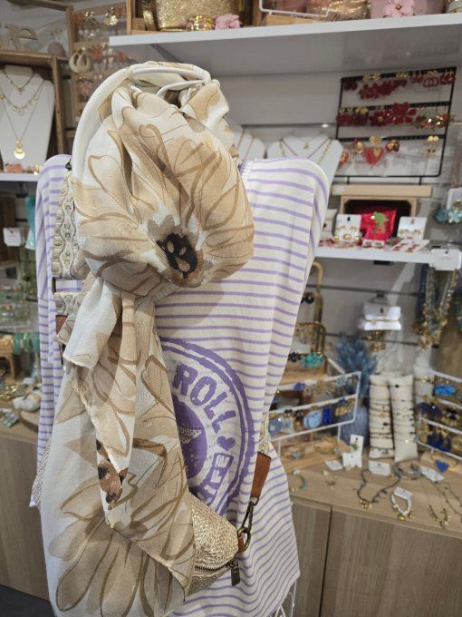 FOULARD