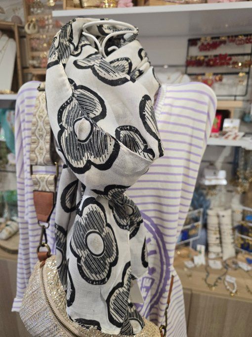 FOULARD