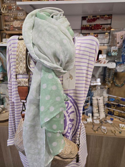 FOULARD