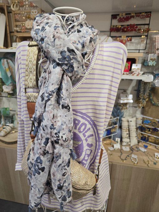 FOULARD