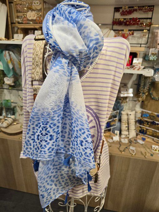 FOULARD