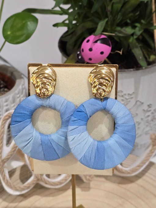 BOUCLES D'OREILLES