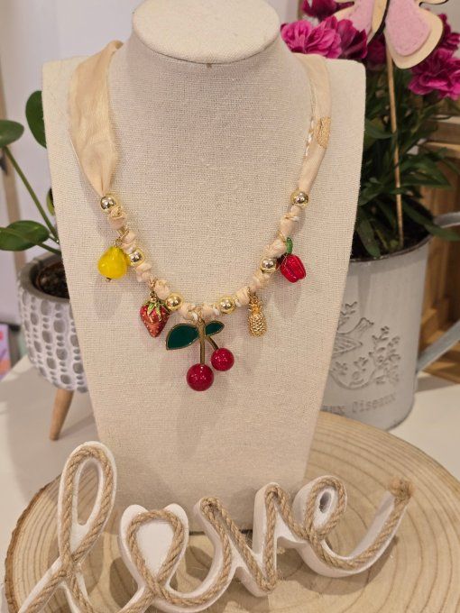COLLIER
