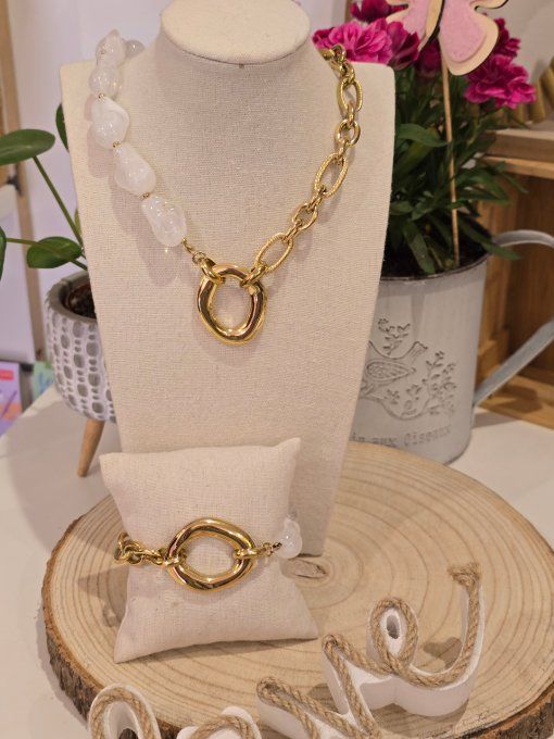 COLLIER