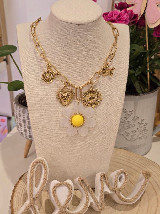 COLLIER