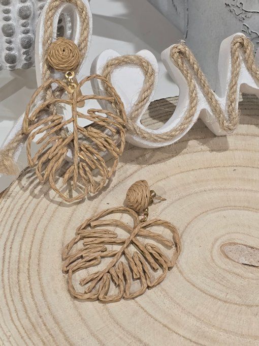 BOUCLES D'OREILLES