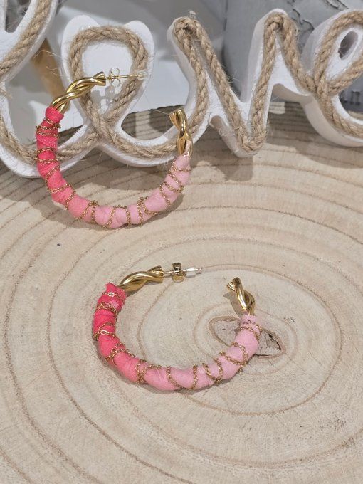 BOUCLES D'OREILLES