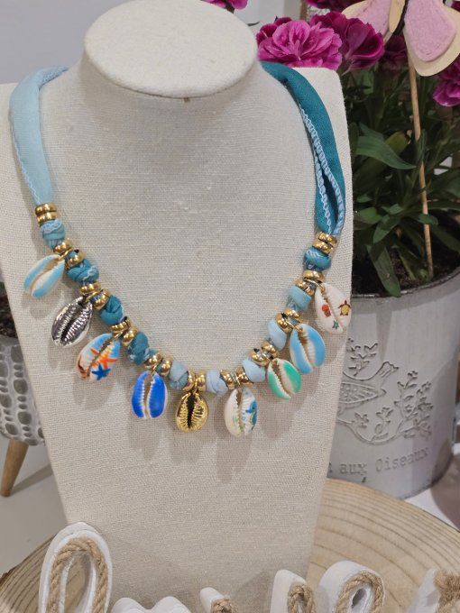 COLLIER