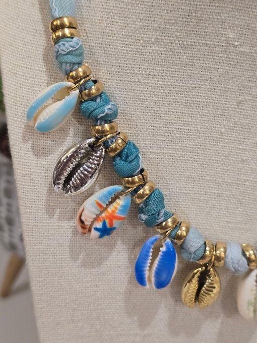 COLLIER