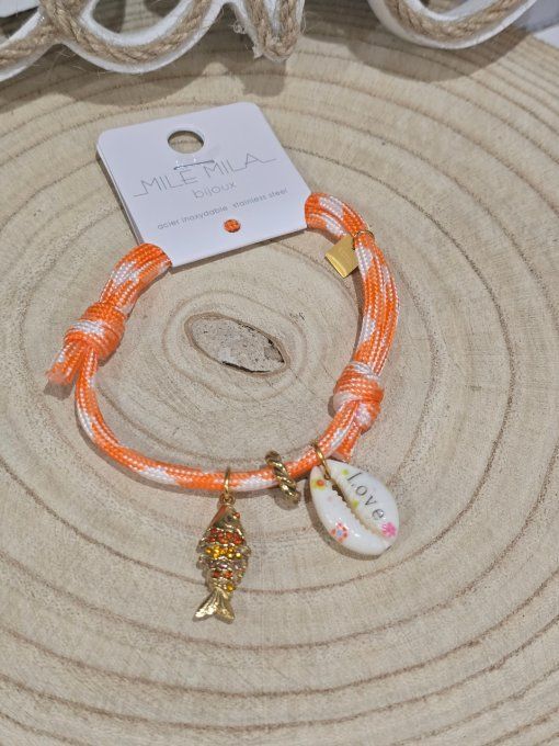 BRACELET