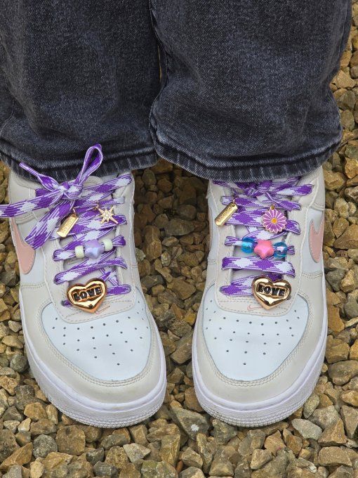 LACETS