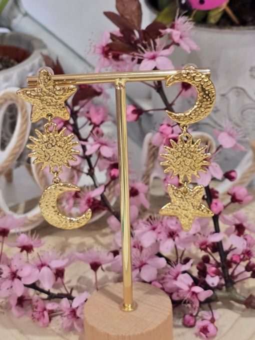 BOUCLES D'OREILLES