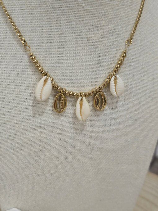 COLLIER