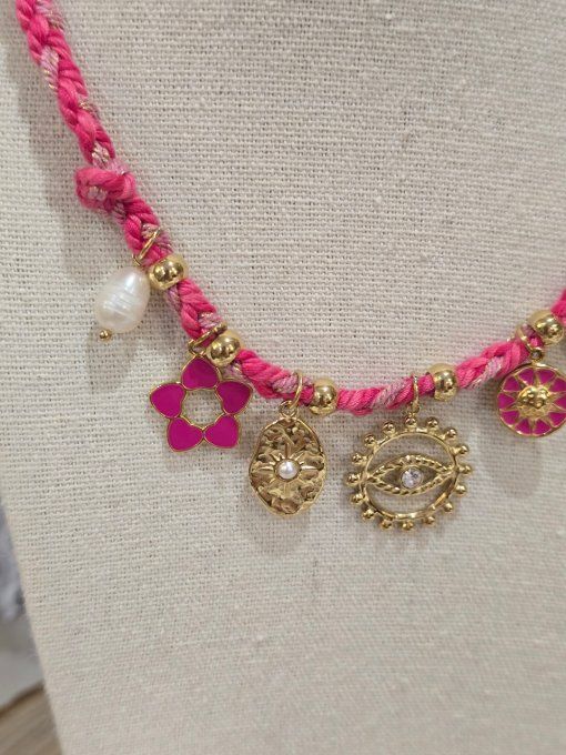 COLLIER