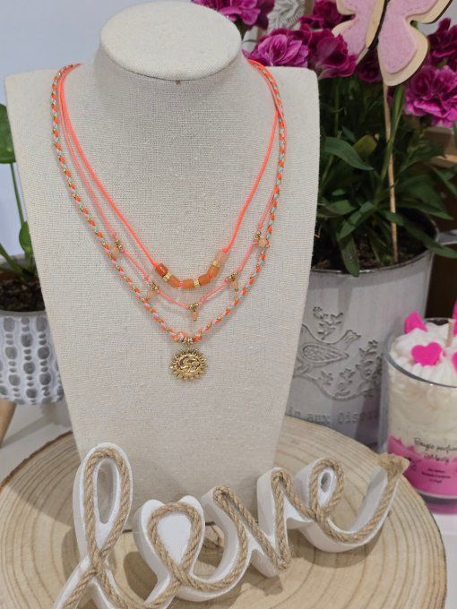 COLLIER