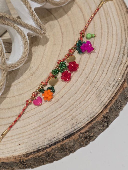 BRACELET