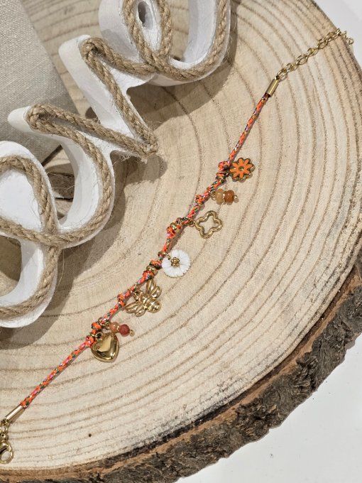 BRACELET