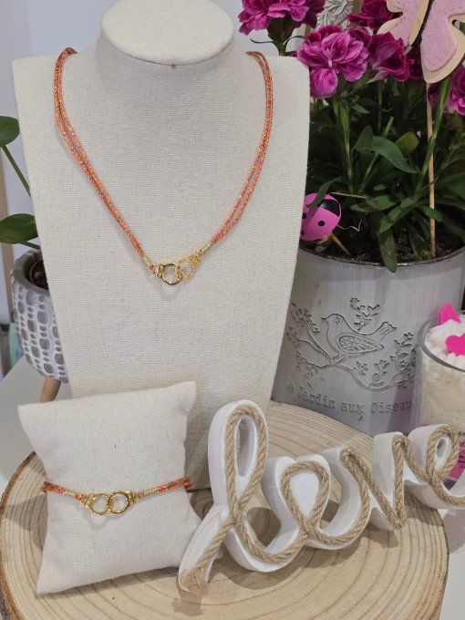 COLLIER MENOTTES