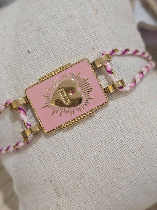 BRACELET