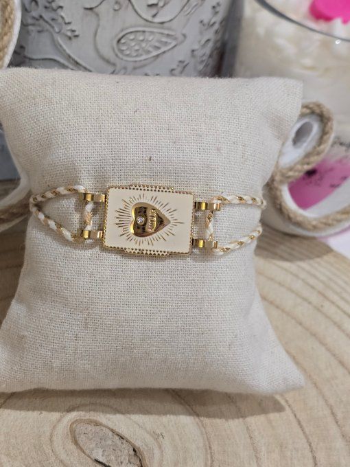 BRACELET