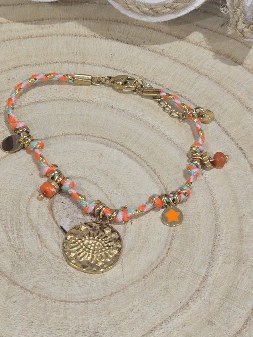 BRACELET