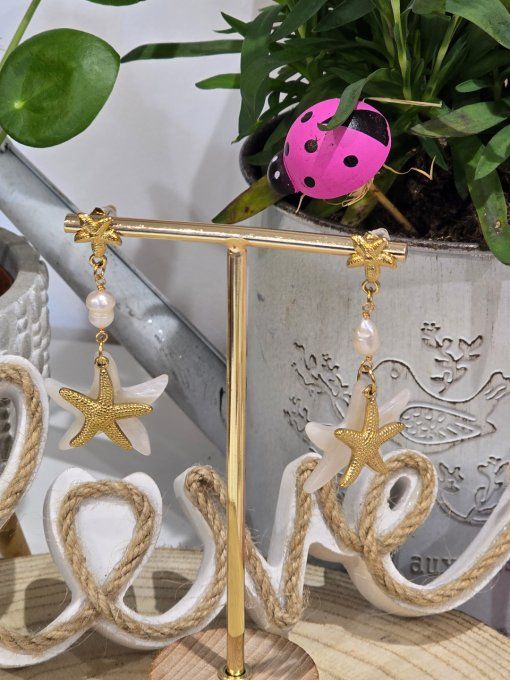 BOUCLES D'OREILLES