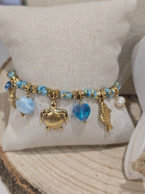 BRACELET