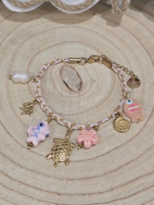 BRACELET