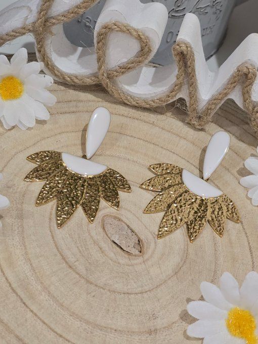 BOUCLES D'OREILLES