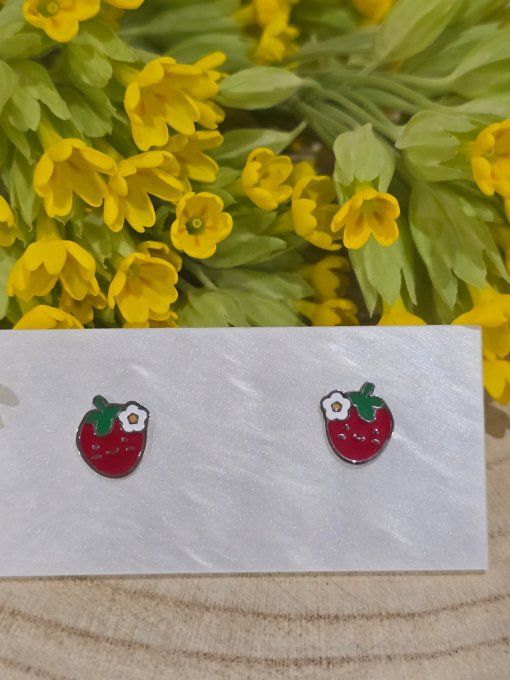 BOUCLES D'OREILLES